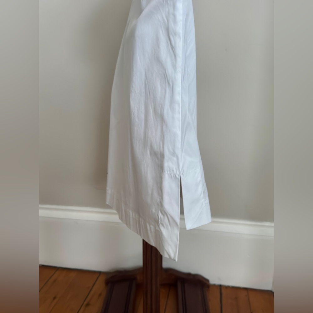 Crisp White Blouse - Picture 3 of 4